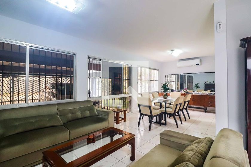 Casa, 4 quartos, 425 m² - Foto 1