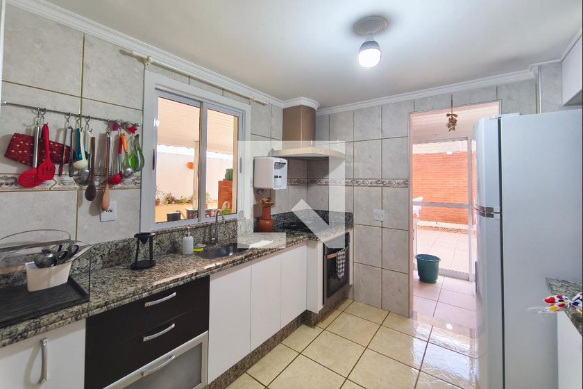 Casa à Venda - Parque Prado, 3 Quartos,  246 m2 em , Campinas - sp | SoloBR