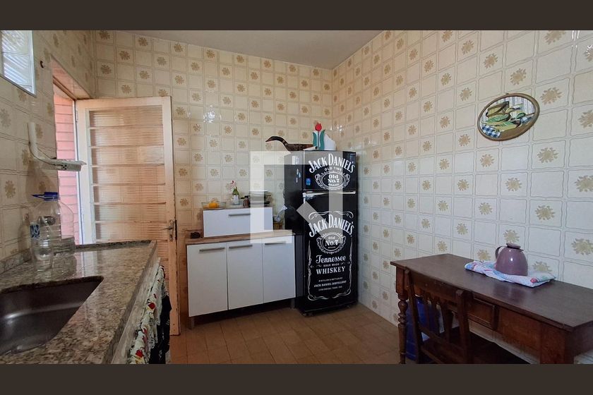 Casa à Venda - Taquaral, 2 Quartos,  83 m2 em , Campinas - sp | SoloBR