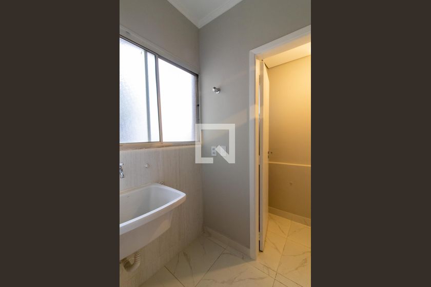 Apartamento à Venda - Bosque, 1 Quarto,  60 m2 em , Campinas - sp | SoloBR