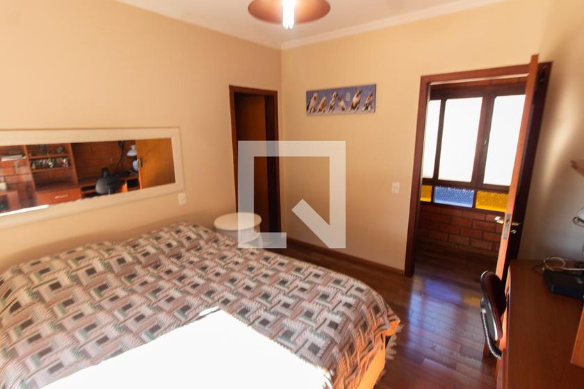 Casa à Venda - Lot. Alphaville Campinas, 3 Quartos,  283 m2 em , Campinas - sp | SoloBR