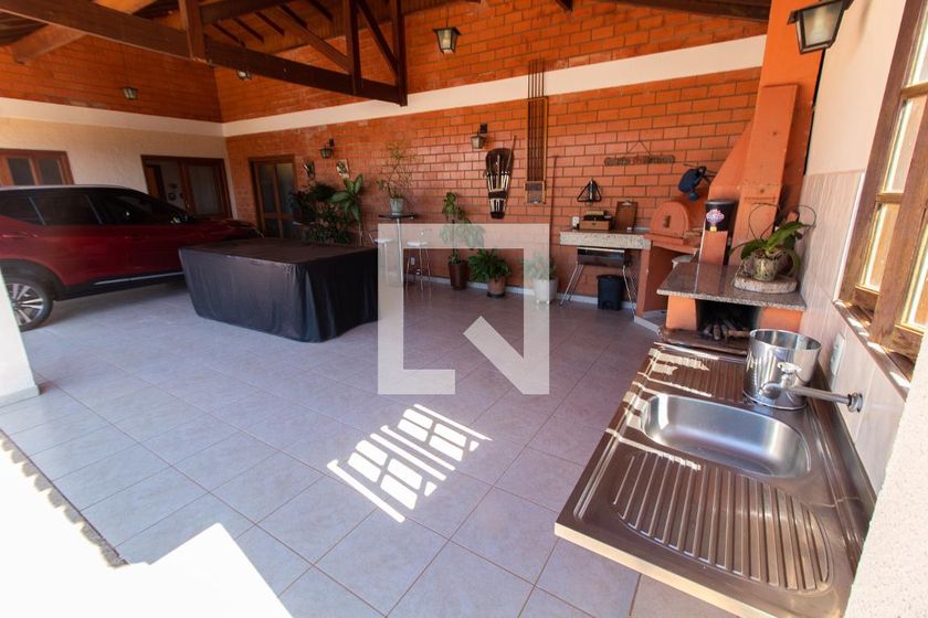 Casa à Venda - Lot. Alphaville Campinas, 3 Quartos,  283 m2 em , Campinas - sp | SoloBR