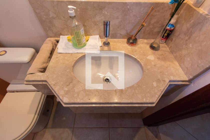 Casa à Venda - Lot. Alphaville Campinas, 3 Quartos,  283 m2 em , Campinas - sp | SoloBR