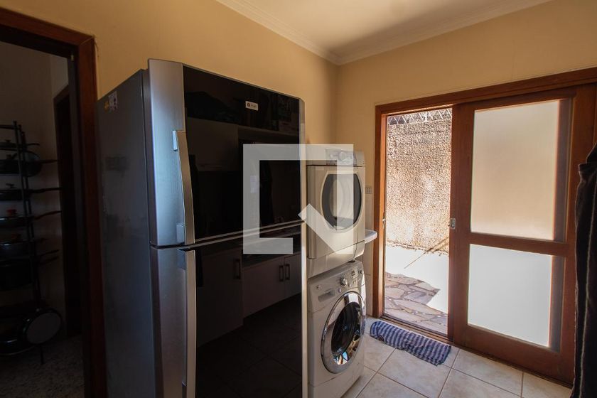 Casa à Venda - Lot. Alphaville Campinas, 3 Quartos,  283 m2 em , Campinas - sp | SoloBR