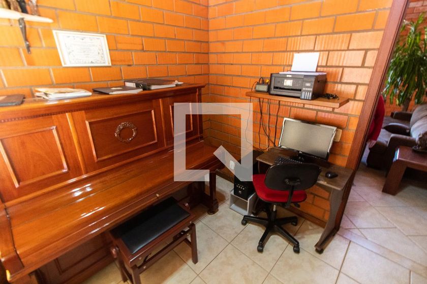Casa à Venda - Lot. Alphaville Campinas, 3 Quartos,  283 m2 em , Campinas - sp | SoloBR