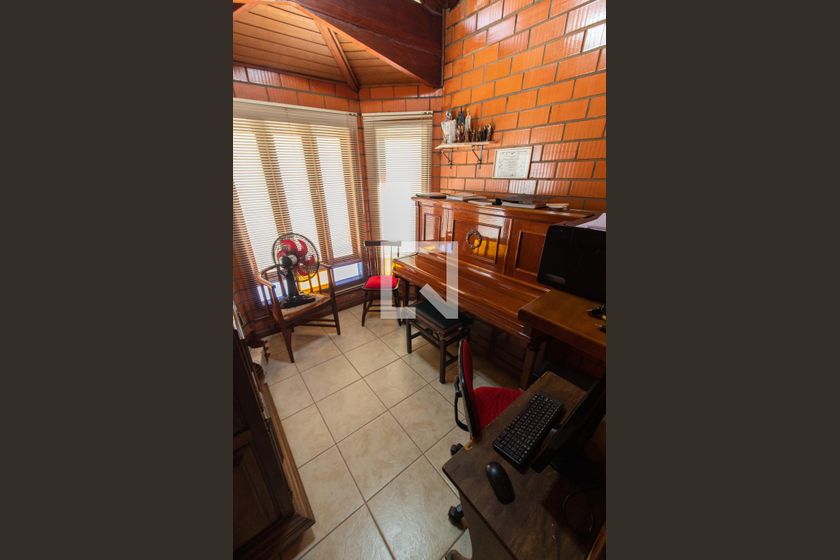 Casa à Venda - Lot. Alphaville Campinas, 3 Quartos,  283 m2 em , Campinas - sp | SoloBR