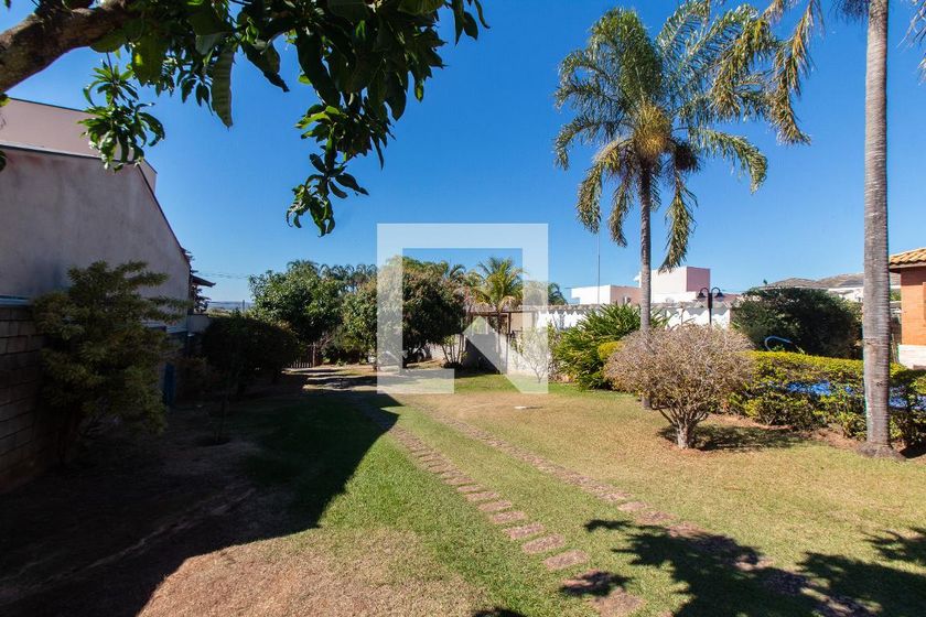 Casa à Venda - Lot. Alphaville Campinas, 3 Quartos,  283 m2 em , Campinas - sp | SoloBR
