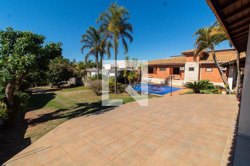 Casa à Venda - Lot. Alphaville Campinas, 3 Quartos,  283 m2 em , Campinas - sp | SoloBR