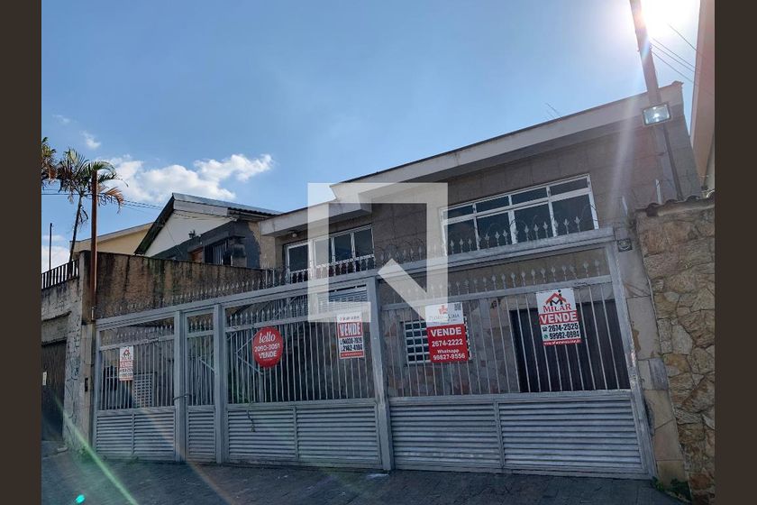 Casa, 3 quartos, 239 m² - Foto 2