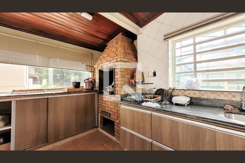 Casa à Venda - Mansões Santo Antônio, 4 Quartos,  650 m2 em , Campinas - sp | SoloBR