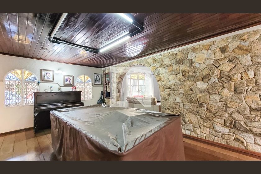Casa à Venda - Mansões Santo Antônio, 4 Quartos,  650 m2 em , Campinas - sp | SoloBR