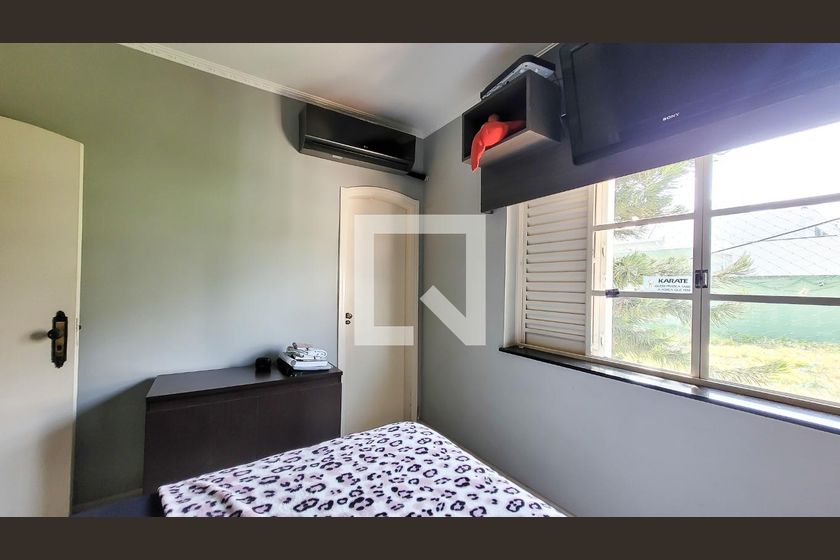 Casa à Venda - Mansões Santo Antônio, 4 Quartos,  650 m2 em , Campinas - sp | SoloBR