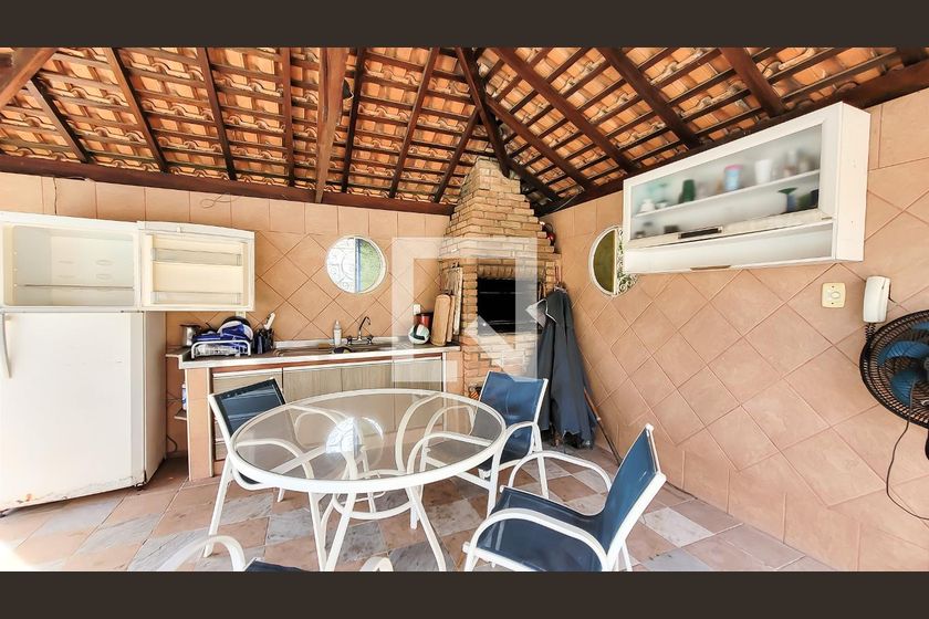 Casa à Venda - Mansões Santo Antônio, 4 Quartos,  650 m2 em , Campinas - sp | SoloBR