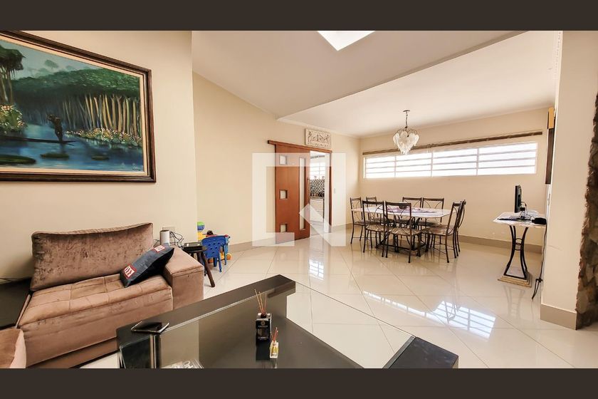 Casa à Venda - Mansões Santo Antônio, 4 Quartos,  650 m2 em , Campinas - sp | SoloBR
