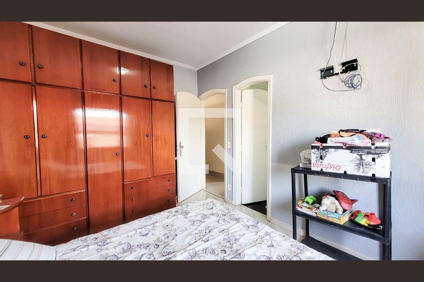Casa à Venda - Mansões Santo Antônio, 4 Quartos,  650 m2 em , Campinas - sp | SoloBR
