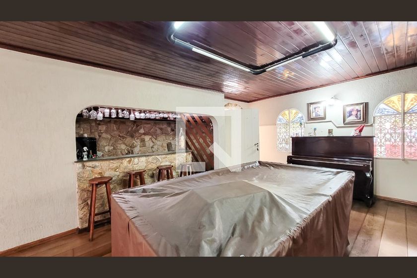Casa à Venda - Mansões Santo Antônio, 4 Quartos,  650 m2 em , Campinas - sp | SoloBR