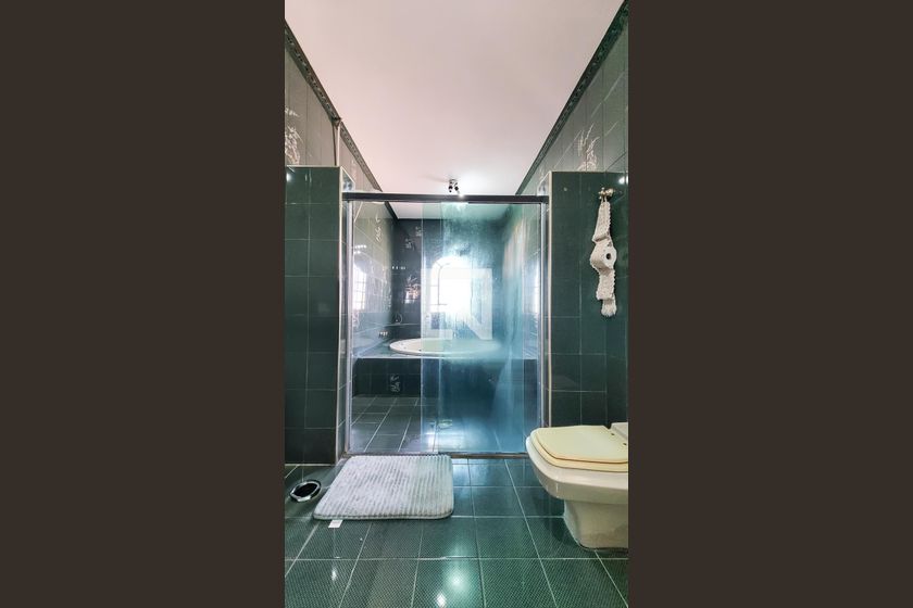Casa à Venda - Mansões Santo Antônio, 4 Quartos,  650 m2 em , Campinas - sp | SoloBR