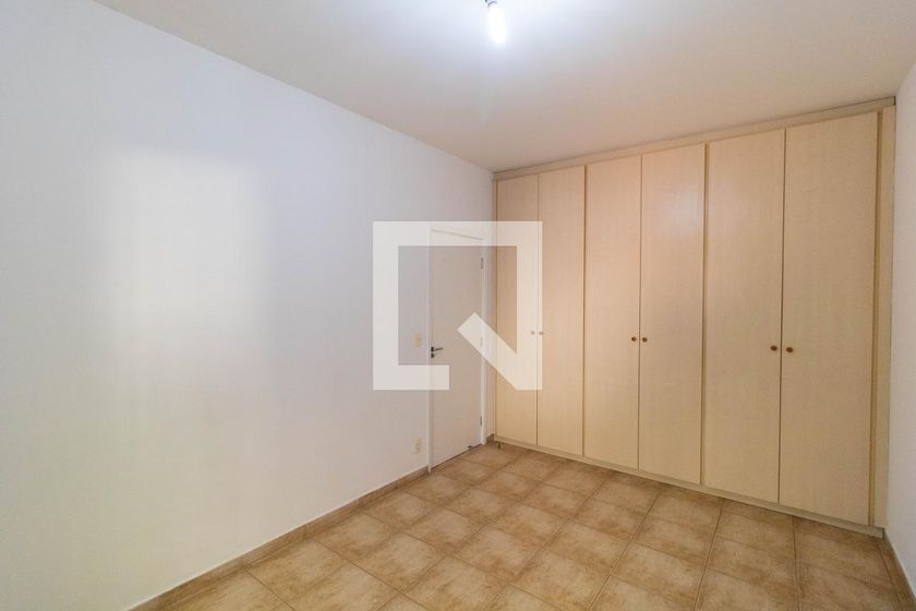 Casa à Venda - Taquaral, 3 Quartos,  257 m2 em , Campinas - sp | SoloBR