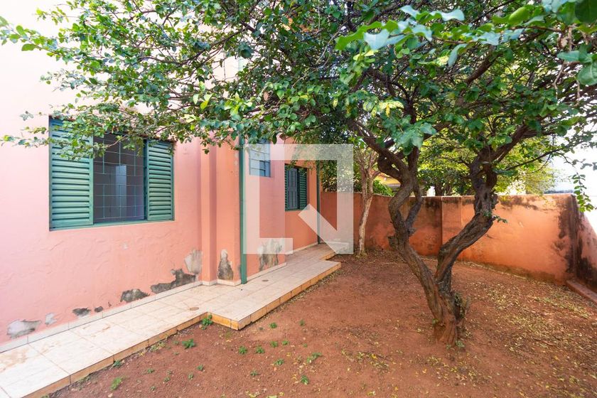 Casa à Venda - Taquaral, 3 Quartos,  257 m2 em , Campinas - sp | SoloBR