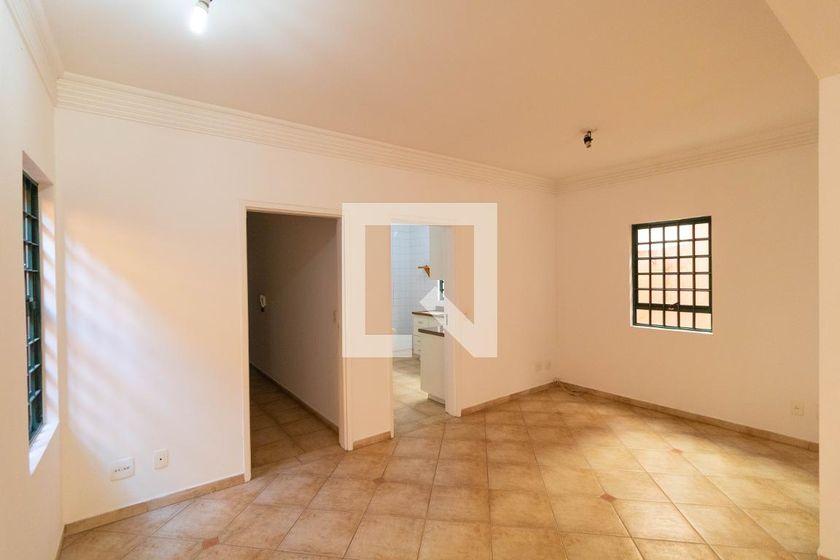 Casa à Venda - Taquaral, 3 Quartos,  257 m2 em , Campinas - sp | SoloBR
