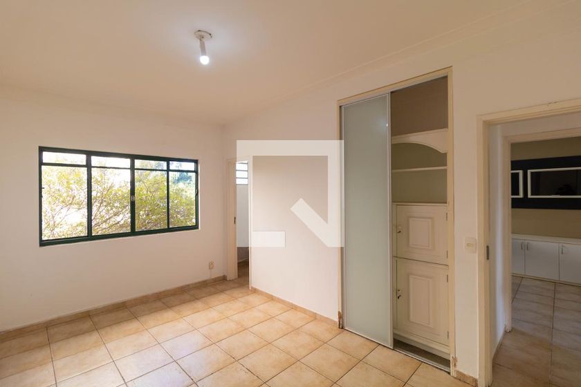 Casa à Venda - Taquaral, 3 Quartos,  257 m2 em , Campinas - sp | SoloBR