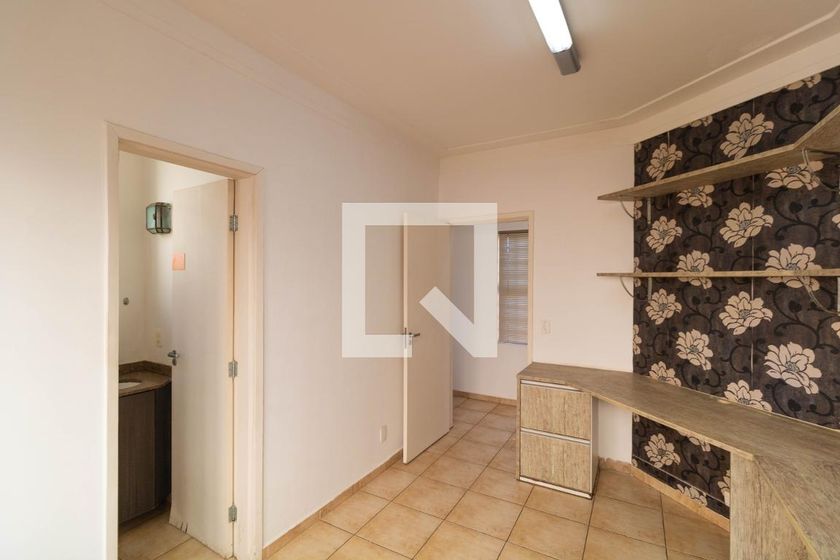 Casa à Venda - Taquaral, 3 Quartos,  257 m2 em , Campinas - sp | SoloBR