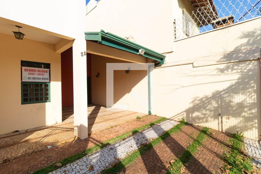 Casa à Venda - Taquaral, 3 Quartos,  257 m2 em , Campinas - sp | SoloBR