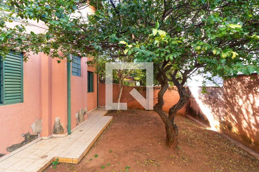 Casa à Venda - Taquaral, 3 Quartos,  257 m2 em , Campinas - sp | SoloBR