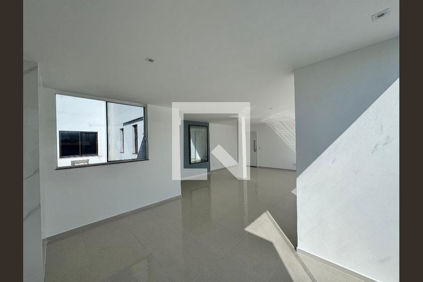 Cobertura, 3 quartos, 198 m² - Foto 2