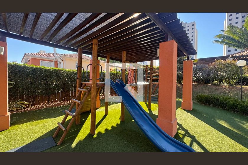 Casa à Venda - Parque Prado, 3 Quartos,  132 m2 em , Campinas - sp | SoloBR