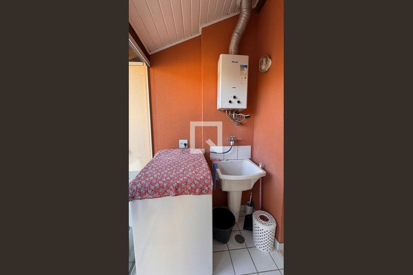 Casa à Venda - Parque Prado, 3 Quartos,  132 m2 em , Campinas - sp | SoloBR