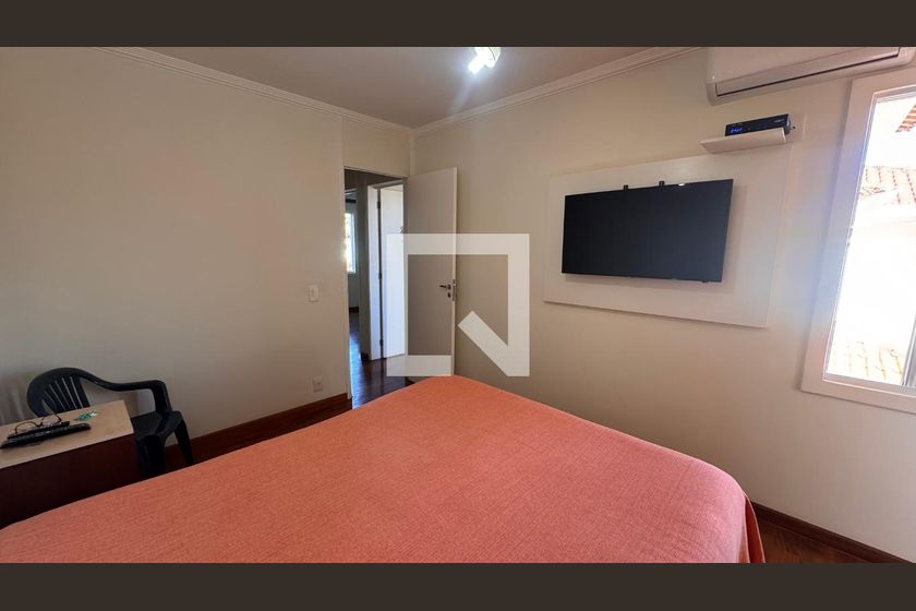 Casa à Venda - Parque Prado, 3 Quartos,  132 m2 em , Campinas - sp | SoloBR