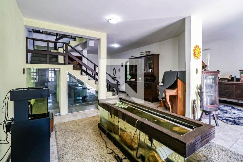 Casa, 6 quartos, 300 m² - Foto 1