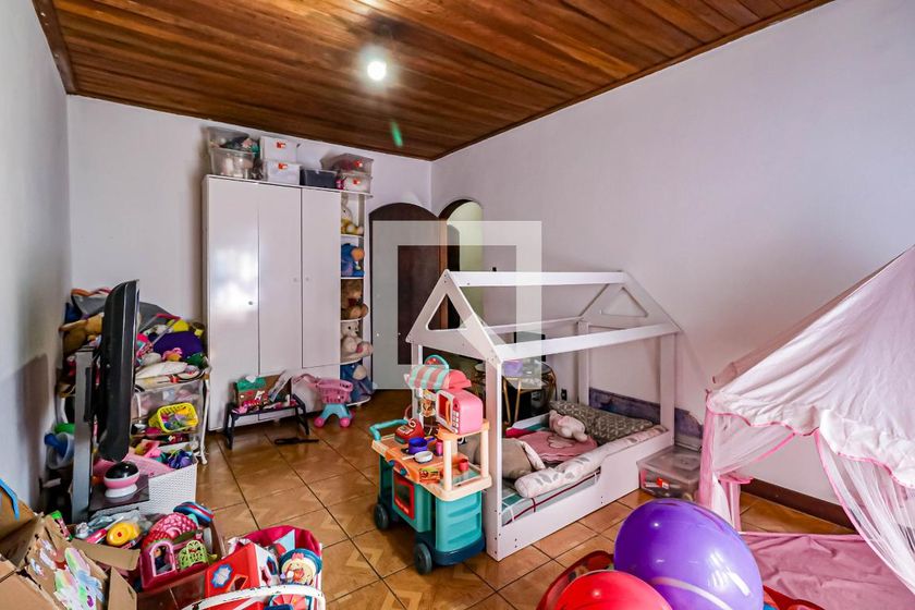 Casa, 6 quartos, 300 m² - Foto 26