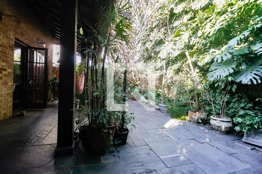 Casa, 3 quartos, 239 m² - Foto 58