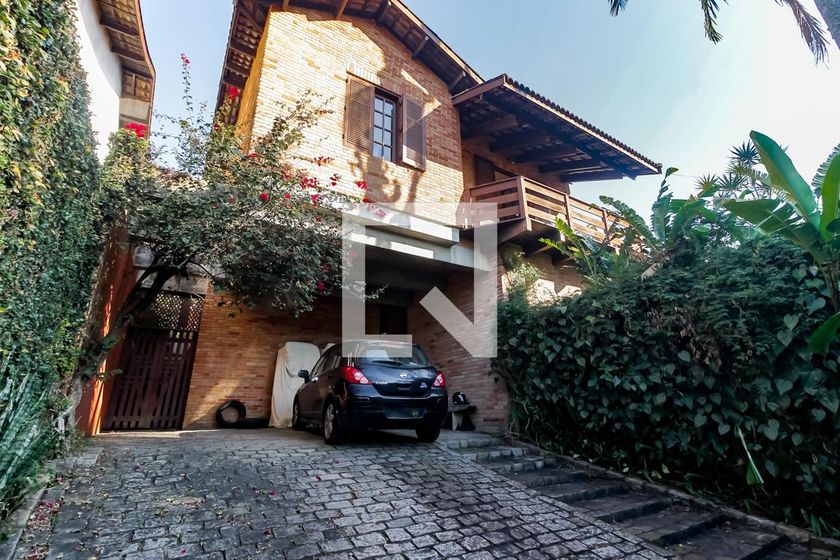 Casa, 3 quartos, 239 m² - Foto 62