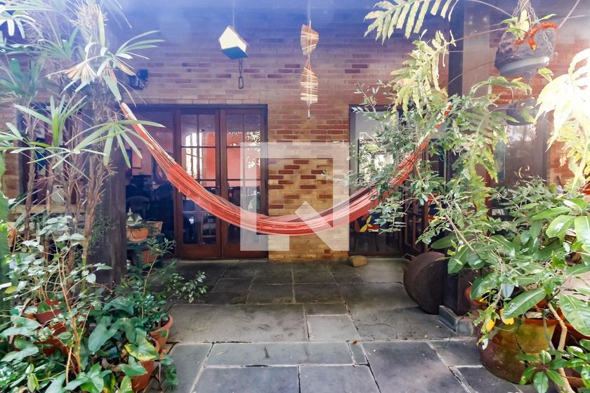 Casa, 3 quartos, 239 m² - Foto 59