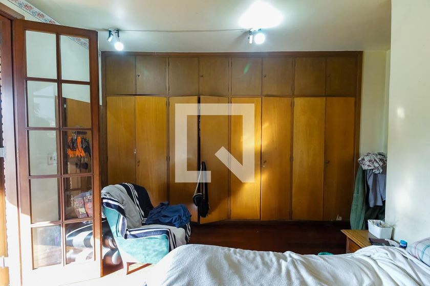 Casa, 3 quartos, 239 m² - Foto 31