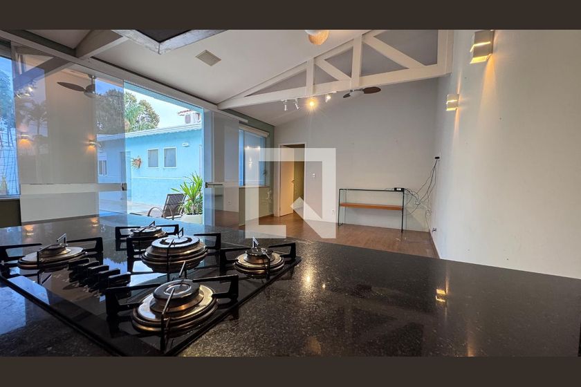 Casa à Venda - Parque Prado, 6 Quartos,  334 m2 em , Campinas - sp | SoloBR