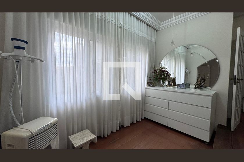 Casa à Venda - Parque Prado, 6 Quartos,  334 m2 em , Campinas - sp | SoloBR