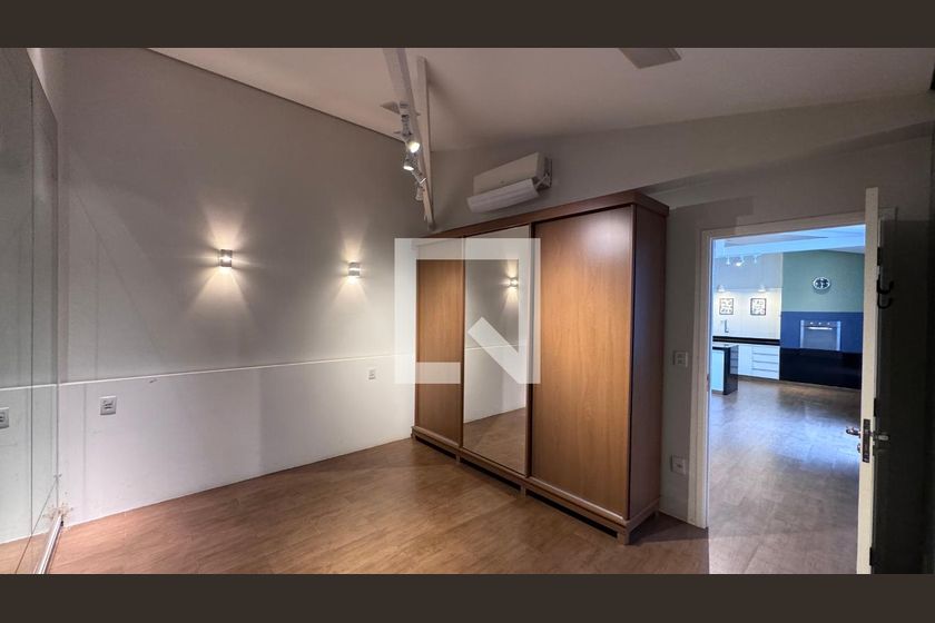 Casa à Venda - Parque Prado, 6 Quartos,  334 m2 em , Campinas - sp | SoloBR