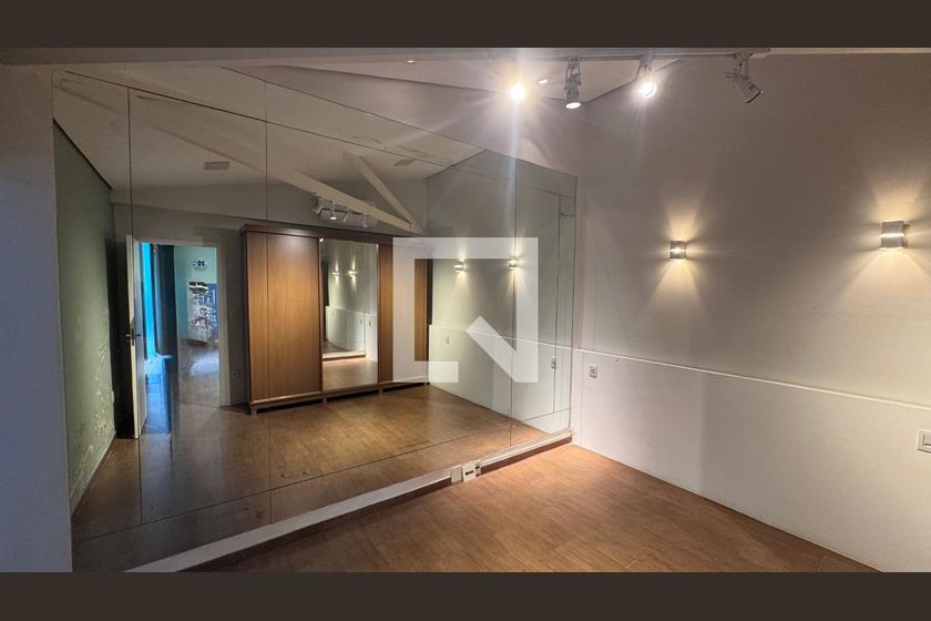 Casa à Venda - Parque Prado, 6 Quartos,  334 m2 em , Campinas - sp | SoloBR
