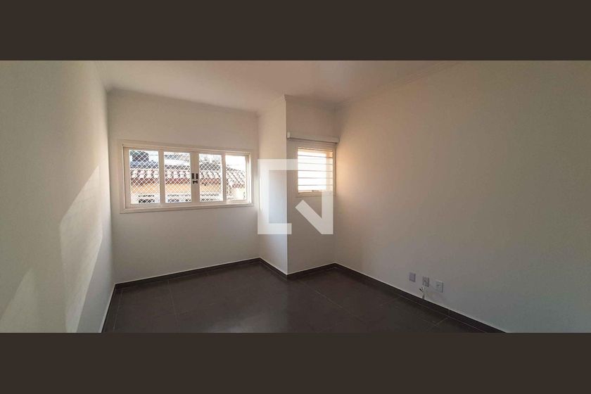 Casa, 3 quartos, 200 m² - Foto 1