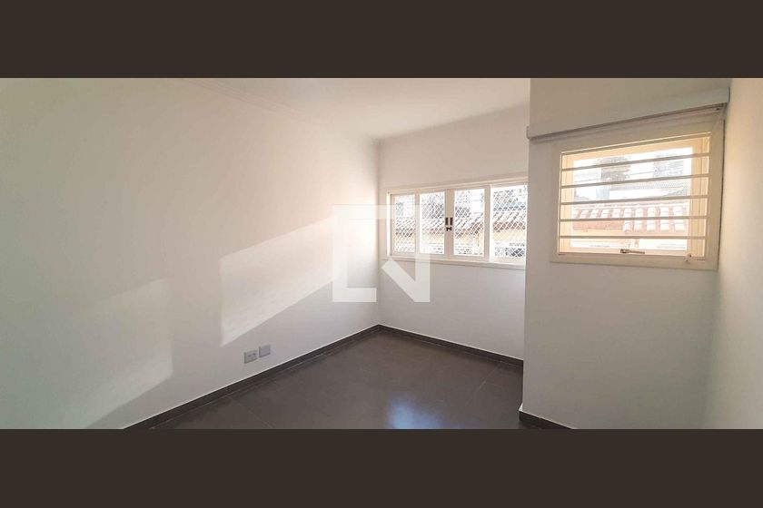 Casa, 3 quartos, 200 m² - Foto 2