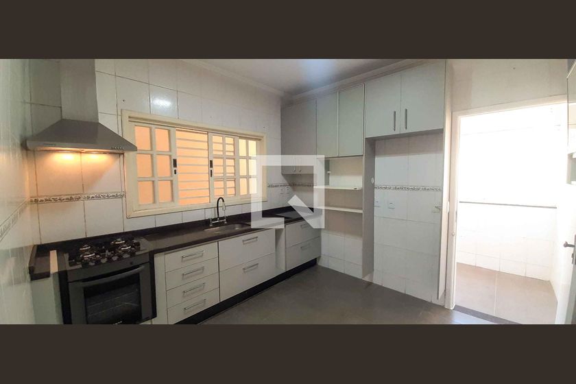 Casa, 3 quartos, 200 m² - Foto 53