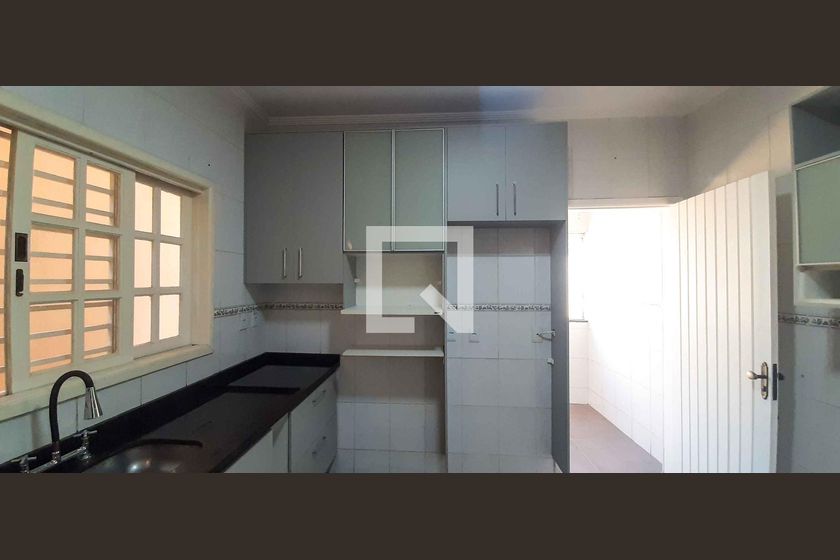 Casa, 3 quartos, 200 m² - Foto 59