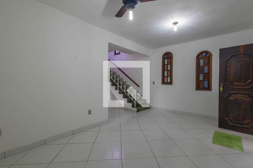 Casa, 3 quartos, 180 m² - Foto 3