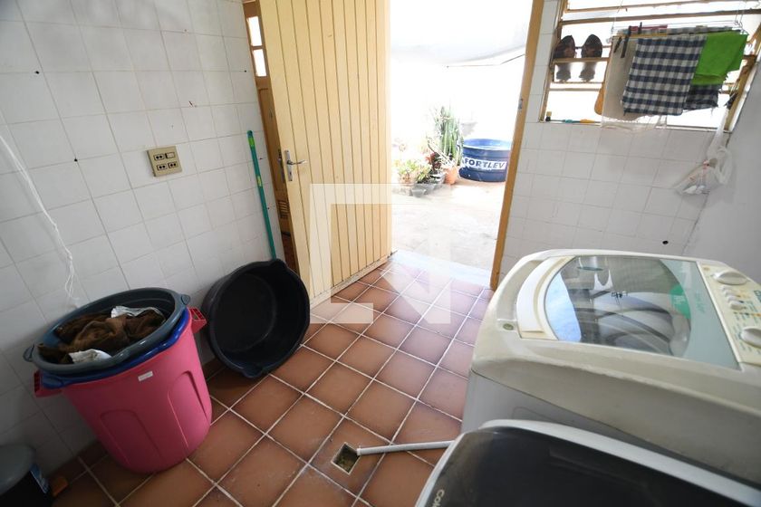 Casa à Venda - Taquaral, 4 Quartos,  340 m2 em , Campinas - sp | SoloBR