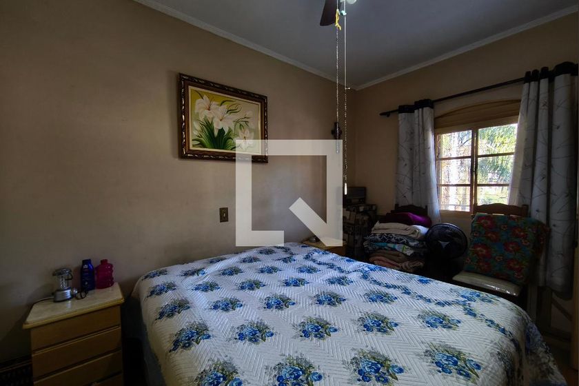 Casa à Venda - Jardim do Lago, 5 Quartos,  180 m2 em , Campinas - sp | SoloBR