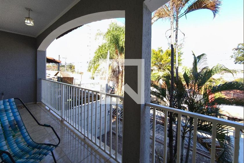 Casa à Venda - Jardim do Lago, 5 Quartos,  180 m2 em , Campinas - sp | SoloBR